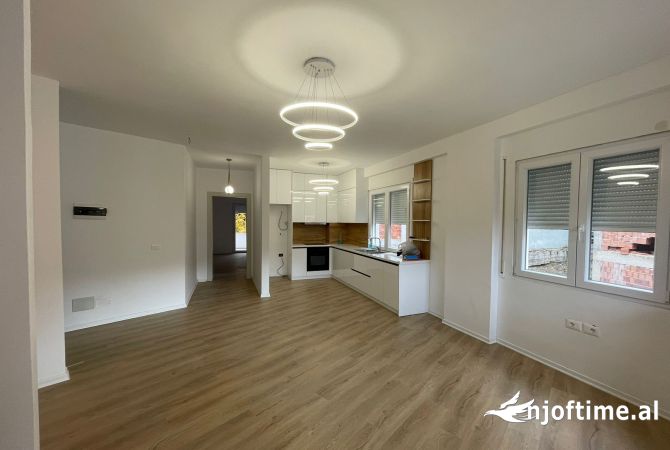 Shtepi me qera 2+1 ne Tirane - 500 Euro