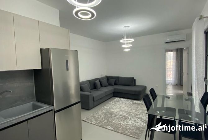 Shtepi me qera 1+1 ne Tirane - 600 Euro