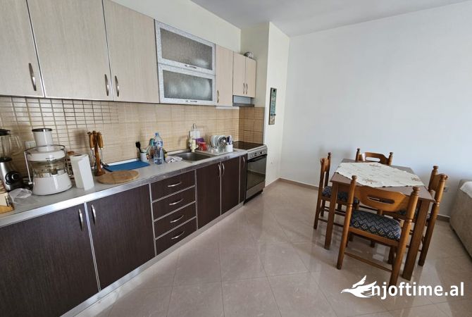 Shtepi ne shitje 2+1 ne Tirane - 160,000 Euro