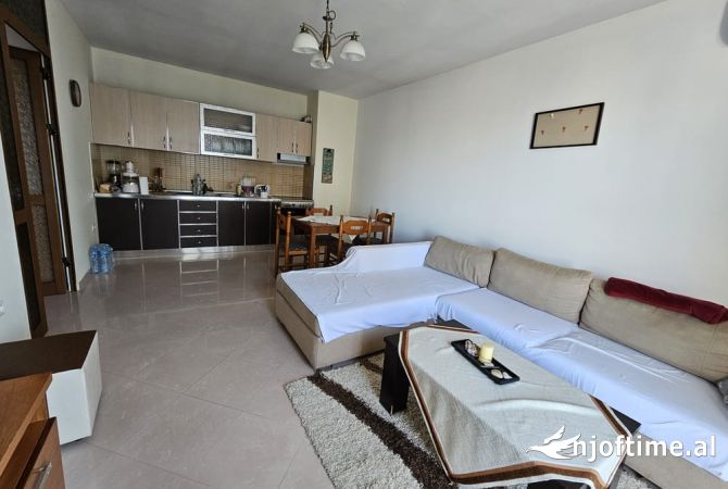 Shtepi ne shitje 2+1 ne Tirane - 160,000 Euro