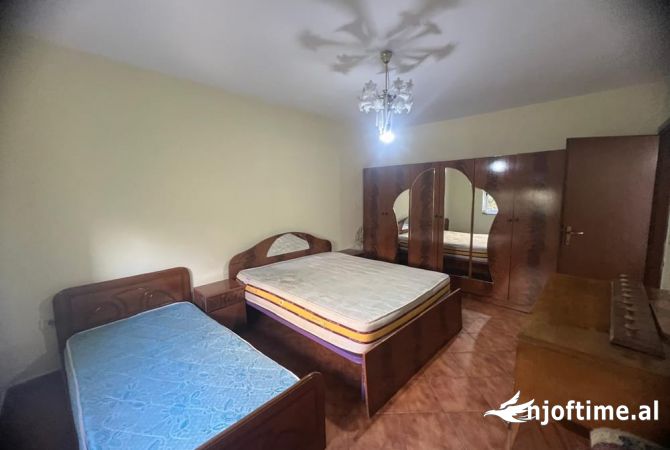 Shtepi me qera Apartament ne Tirane, 1+1, Mobilimi E mobiluar, Pagesa 350  Euro.