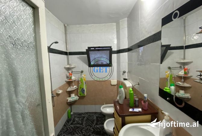 Shtepi ne shitje Apartament ne Durres, 1+1, Mobilimi E mobiluar, Pagesa 57,000  Euro.