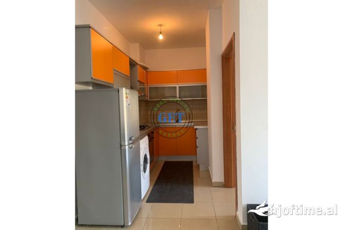 Shtepi me qera 1+1 ne Durres - 300 Euro
