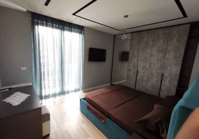 Shtepi me qera  ne Tirane, 2+1, Mobilimi E mobiluar, Pagesa 600  Euro.