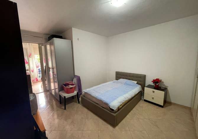 Shtepi ne shitje Apartament ne Tirane, 1+1, Mobilimi E mobiluar, Pagesa 78,000  Euro.