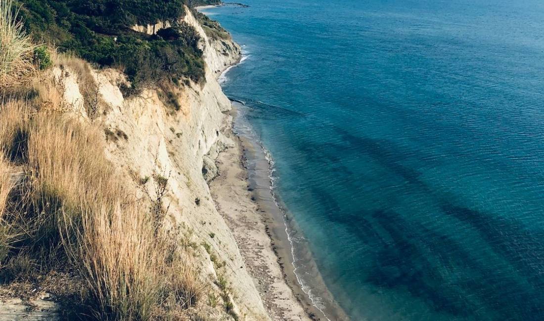 Toke ne shitje buze detit ne “Kepin e Rodonit”
