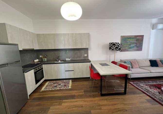 Shtepi me qera 2+1 ne Tirane - 550 Euro