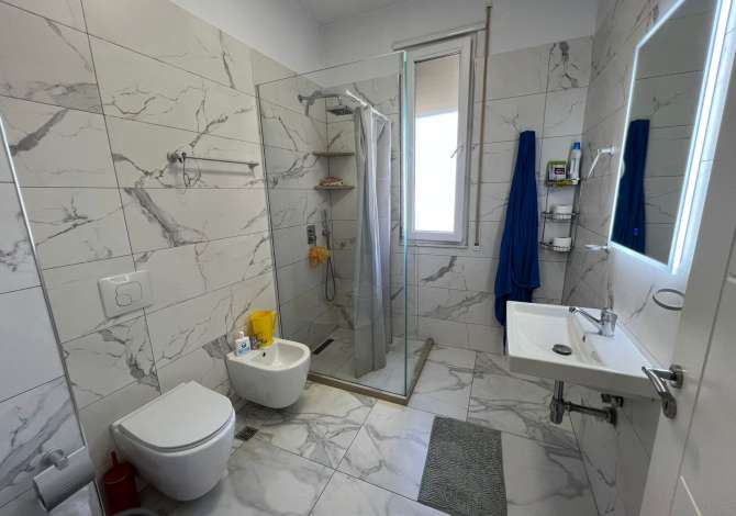 Shtepi me qera Apartament ne Tirane, 2+1, Mobilimi E mobiluar, Pagesa 550  Euro.