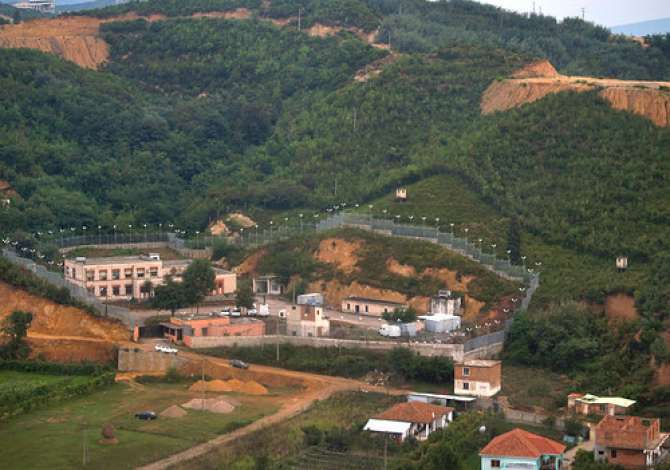 Truall ose Toke  ne Tirane - 115,500 Euro