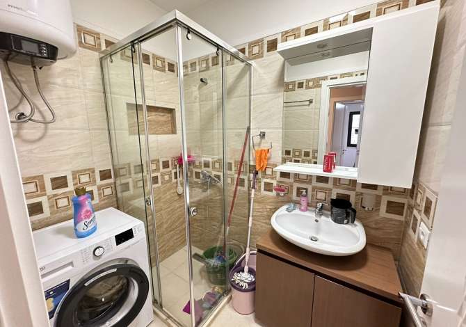 Shtepi me qera Apartament ne Tirane, 2+1, Mobilimi E mobiluar, Pagesa 650  Euro.