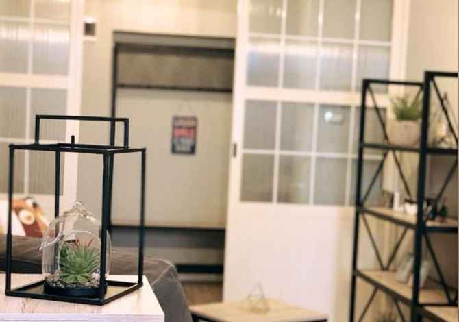 Shtepi me qera  ne Tirane, 2+1, Mobilimi E mobiluar, Pagesa 500  Euro.