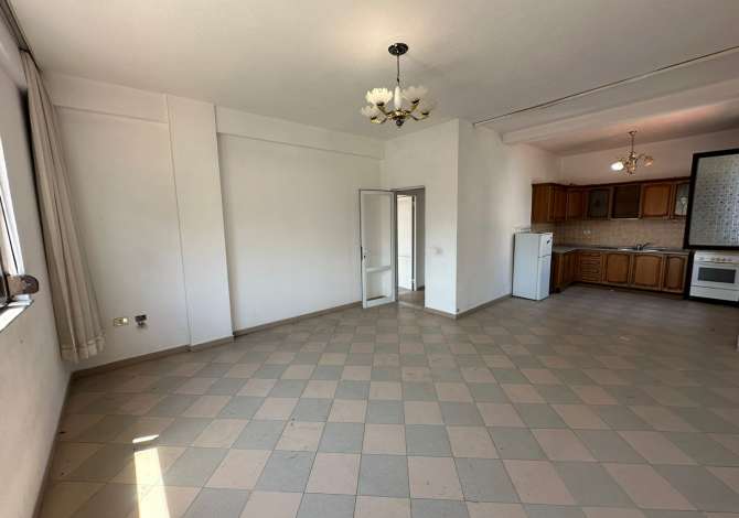 Shtepi ne shitje 2+1 ne Tirane - 120,000 Euro