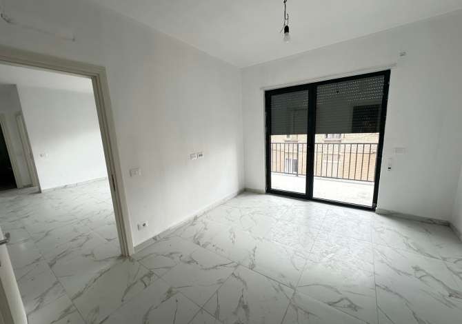 Ambient biznesi me qera 3+1 ne Tirane - 780 Euro