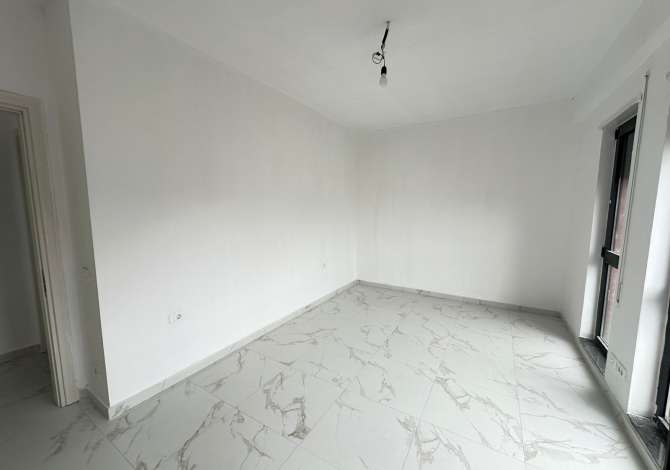 Myslym Shyri, zyre me qira