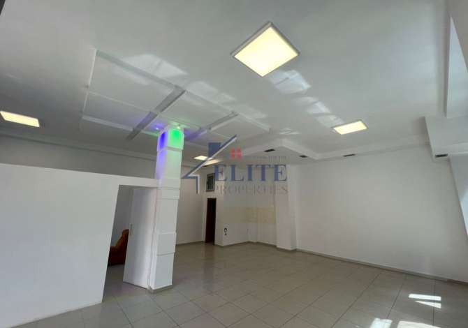 Ambient biznesi me qera 1+1 ne Tirane - 85,000 Leke