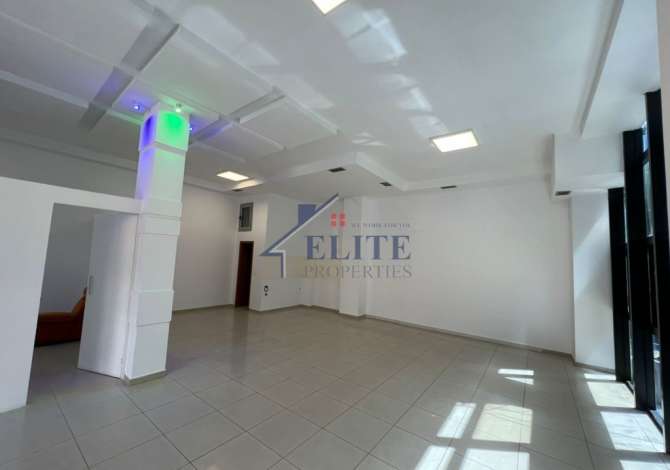 Ambient biznesi me qera 1+1 ne Tirane - 85,000 Leke