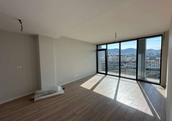 Ambient biznesi me qera 3+1 ne Tirane - 900 Euro