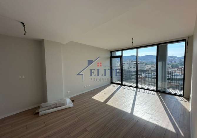 Lake View Residence, apartament 2+1 me qira