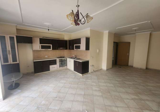 Shtepi ne shitje 2+1 ne Tirane - 135,000 Euro