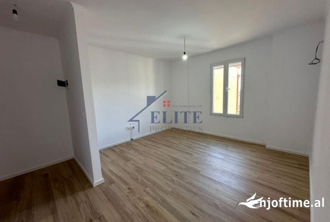 Shtepi ne shitje 2+1 ne Tirane - 132,000 Euro