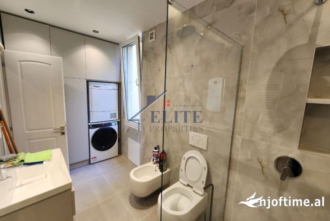 Shtepi me qera Apartament ne Tirane, 3+1, Mobilimi E mobiluar, Pagesa 1,150  Euro.