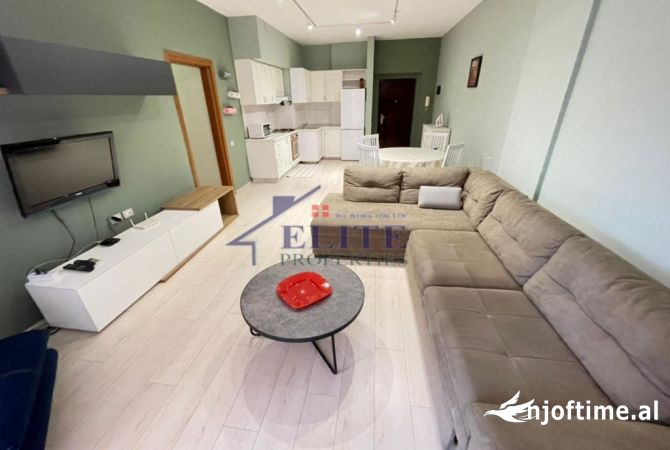 Shtepi me qera 2+1 ne Tirane - 700 Euro