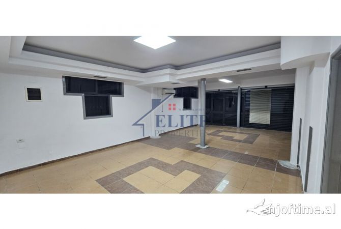 Ambient biznesi me qera 3+1 ne Tirane - 60,000 Leke