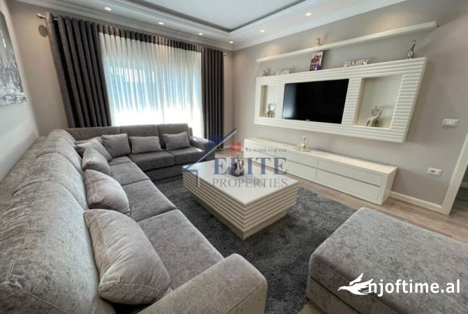 Shtepi me qera 2+1 ne Tirane - 600 Euro