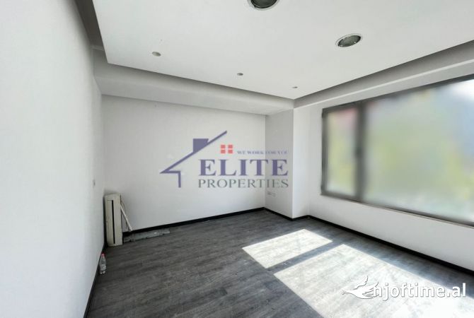 Ambient biznesi me qera 3+1 ne Tirane - 800 Euro