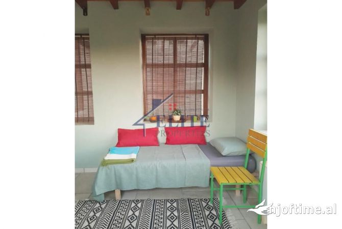 Peze, vile ne shitje