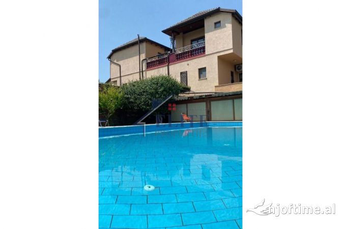 Ambient biznesi ne shitje 5+1 ne Tirane - 1,500,000 Euro
