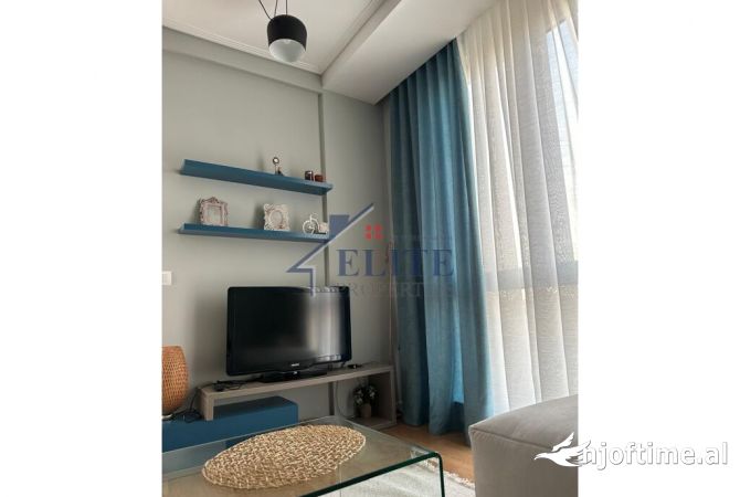 Shtepi me qera 2+1 ne Tirane - 700 Euro