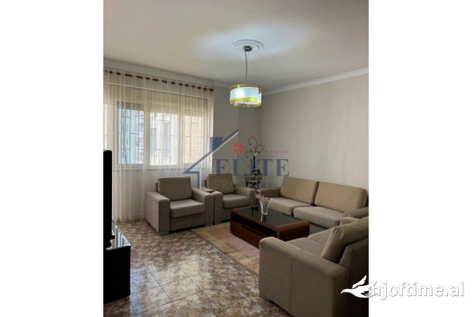 Shtepi me qera 2+1 ne Tirane - 550 Euro