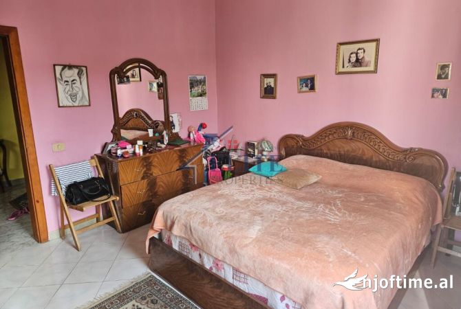 Shtepi ne shitje 2+1 ne Tirane - 165,000 Euro