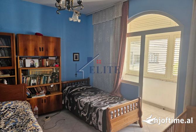 Shtepi ne shitje 2+1 ne Tirane - 165,000 Euro