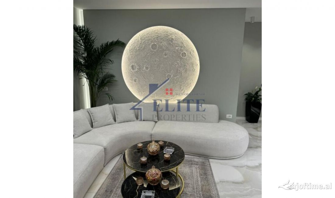 Shtepi ne shitje Apartament ne Tirane, 2+1, Mobilimi E mobiluar, Pagesa 230,000  Euro.