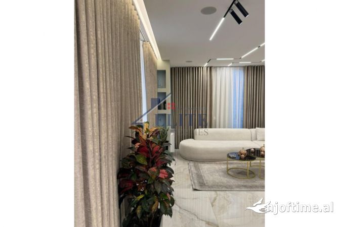 Shtepi ne shitje Apartament ne Tirane, 2+1, Mobilimi E mobiluar, Pagesa 230,000  Euro.