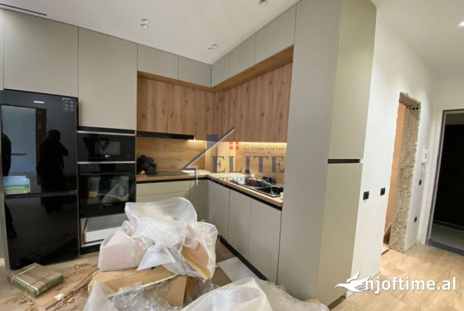 Shtepi ne shitje Apartament ne Tirane, 1+1, Mobilimi E mobiluar, Pagesa 150,000  Euro.