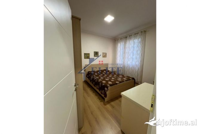 Shtepi me qera 2+1 ne Tirane - 600 Euro