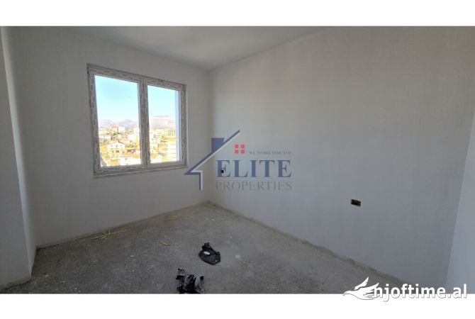 Shtepi ne shitje Apartament ne Tirane, 2+1, Mobilimi Bosh, pa mobiluar, Pagesa 110,292  Euro.