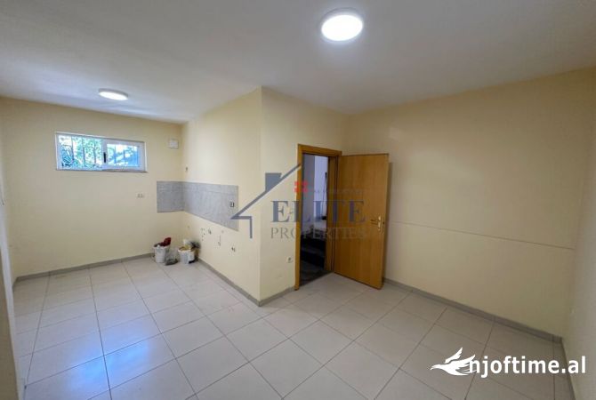 Rruga Fortuzi, objekt 2 katesh me qira