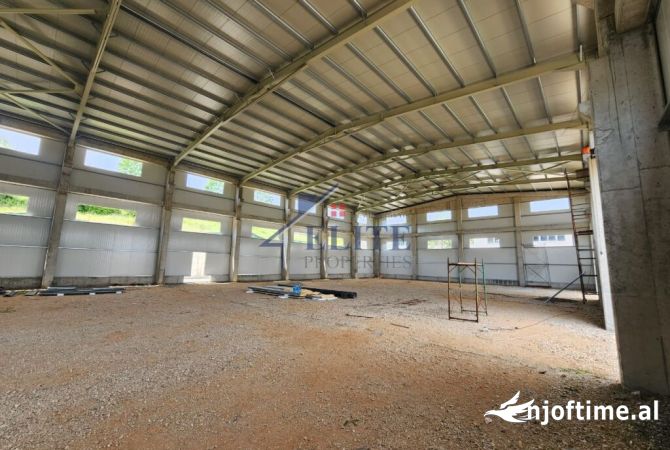 Ambient biznesi me qera 4+1 ne Tirane - 7,500 Euro