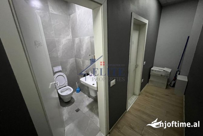 9 Kateshet, zyre me qira