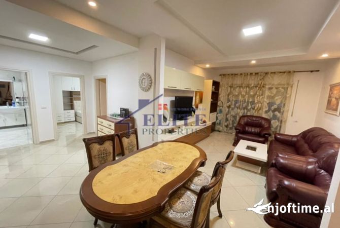 Shtepi me qera 2+1 ne Tirane - 700 Euro