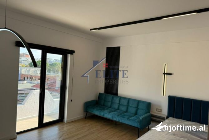 Shtepi me qera Garsoniere ne Tirane - 450 Euro