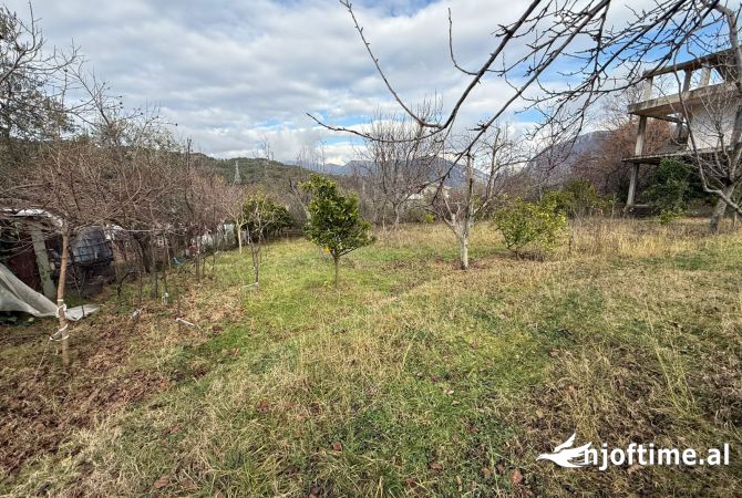 Shtepi ne shitje 3+1 ne Tirane - 450,000 Euro