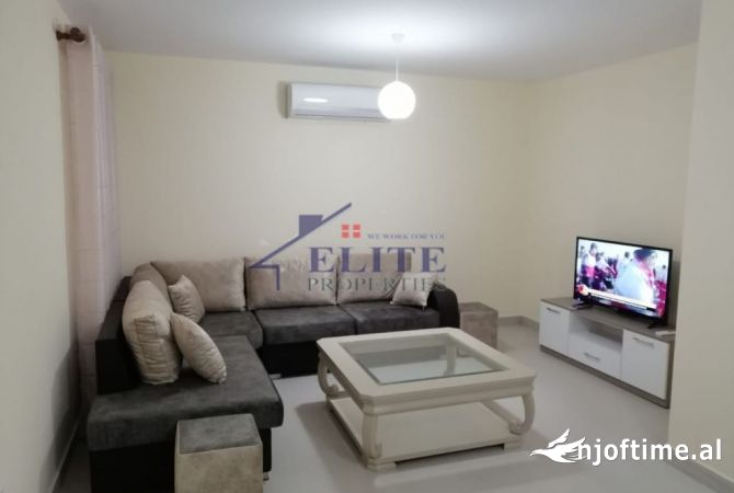 Casa in vendita 5+1 a Tirana - 390,000 Euro