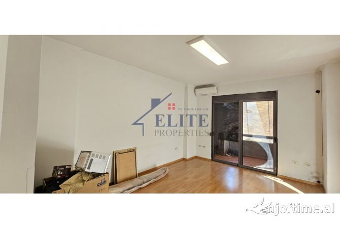 Ambient biznesi me qera 3+1 ne Tirane - 900 Euro