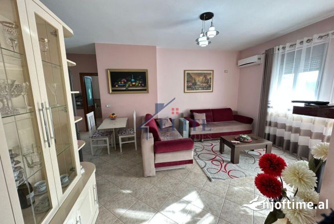 Shtepi me qera 2+1 ne Tirane - 600 Euro