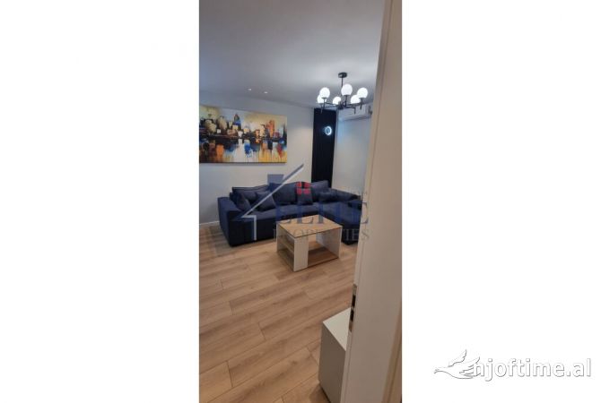 Shtepi me qera 2+1 ne Tirane - 600 Euro
